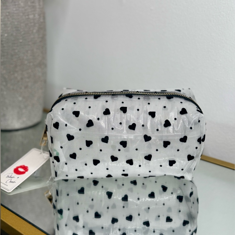 Heart Patterned Cosmetic Bag